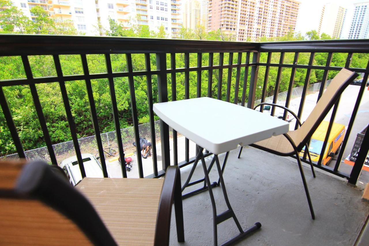 Sunny Isles Apartments By Miarentals サニーアイルズビーチ エクステリア 写真