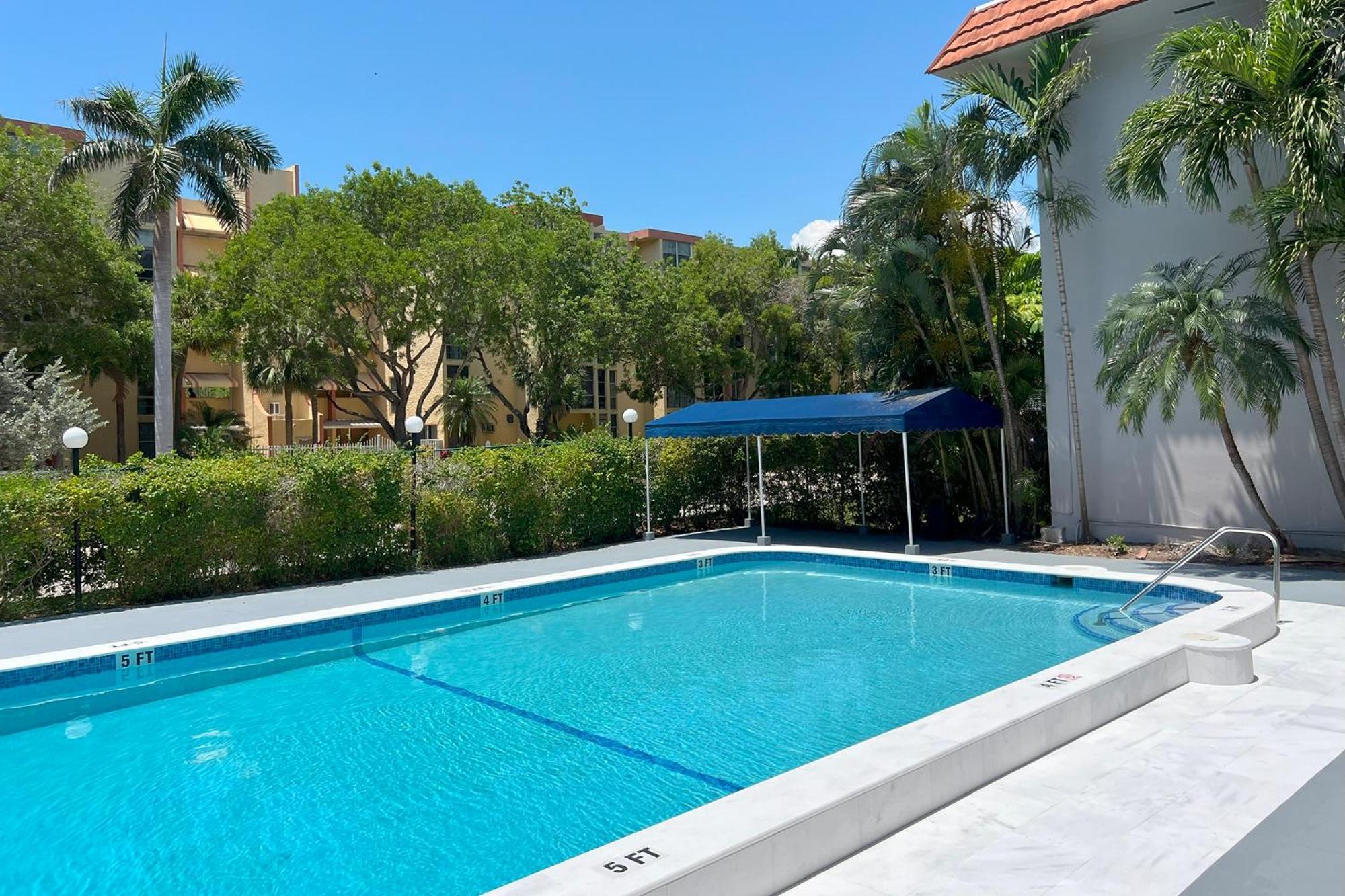 Sunny Isles Apartments By Miarentals サニーアイルズビーチ エクステリア 写真